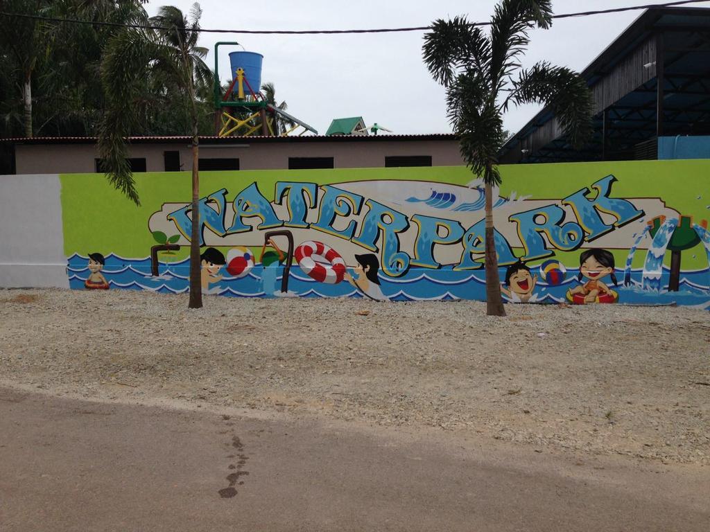 Hs Farm Waterpark Hotel Muar Eksteriør billede