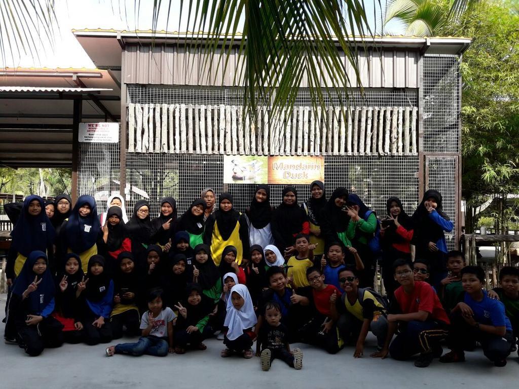 Hs Farm Waterpark Hotel Muar Eksteriør billede