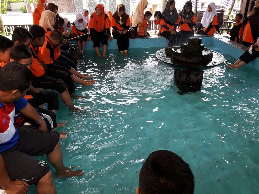 Hs Farm Waterpark Hotel Muar Eksteriør billede